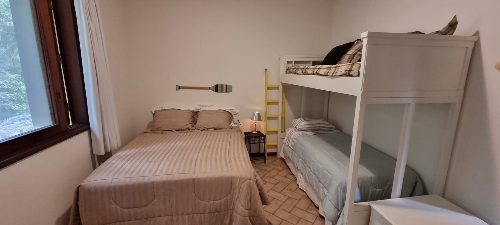 Suíte 5 — Iporanga, Guarujá, à venda e para locação, Casa