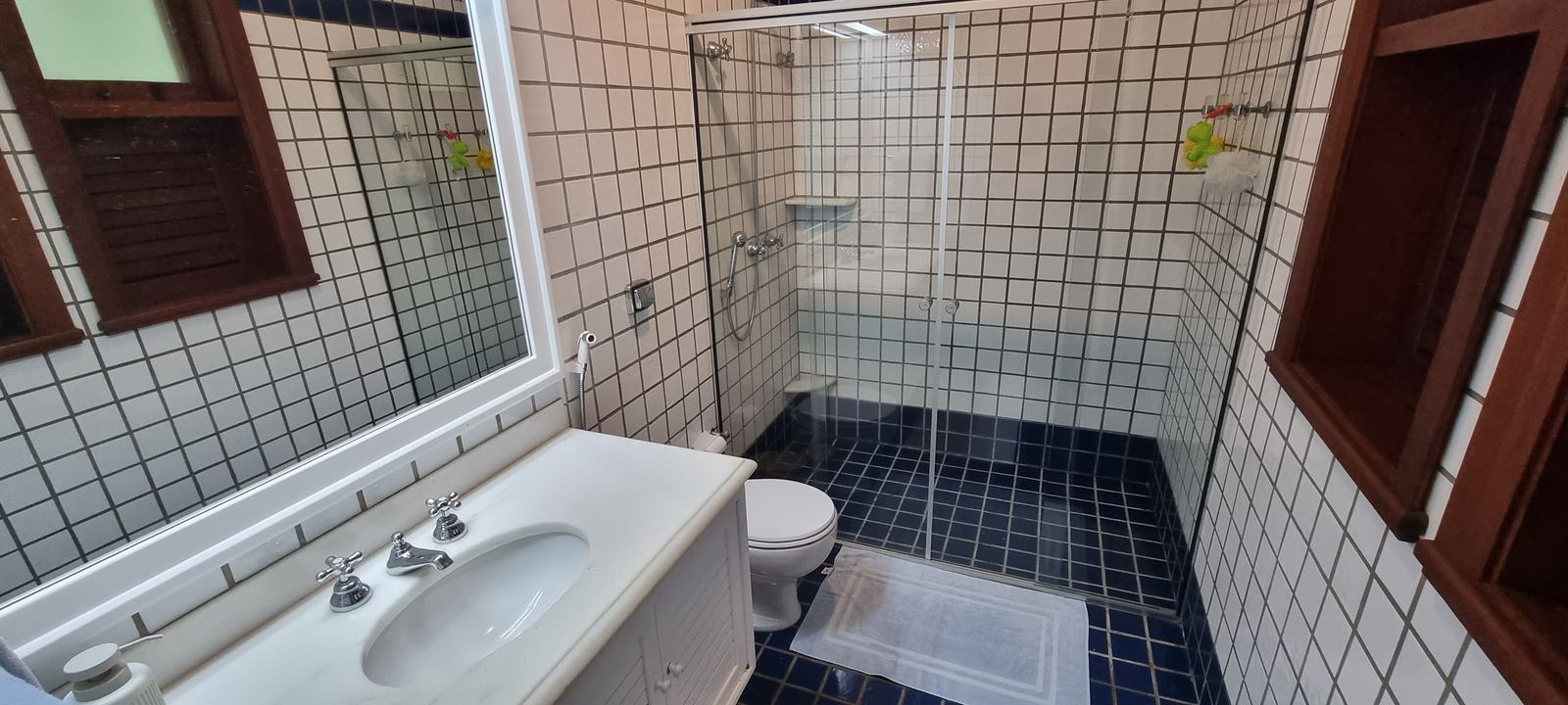 Suíte 14 — Iporanga, Guarujá, à venda e para locação, Casa