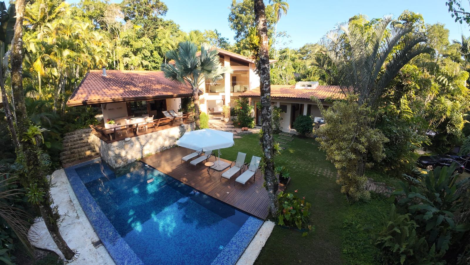 Vista aérea 1 — Iporanga, Guarujá, à venda, Casa
