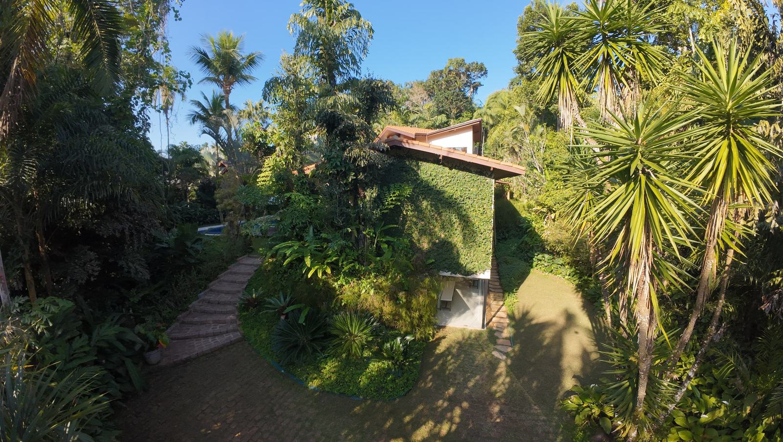 Vista aérea 2 — Iporanga, Guarujá, à venda, Casa