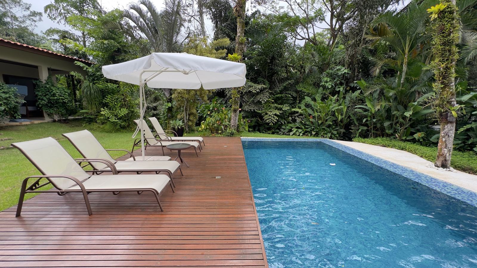 Área externa 4 — Iporanga, Guarujá, à venda, Casa