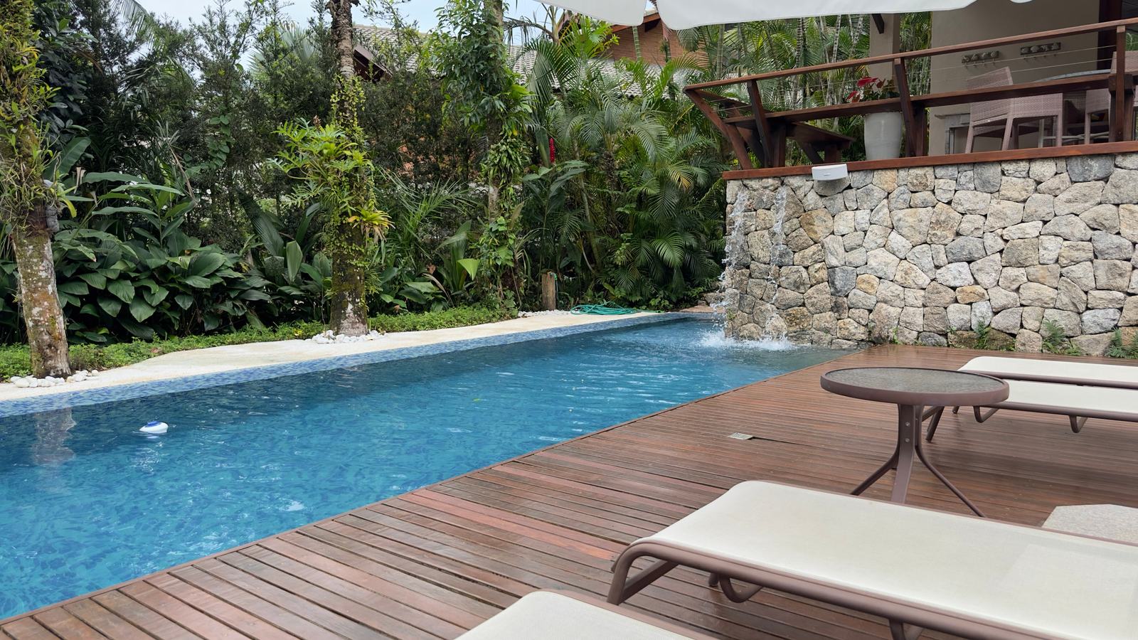 Área externa 3 — Iporanga, Guarujá, à venda, Casa
