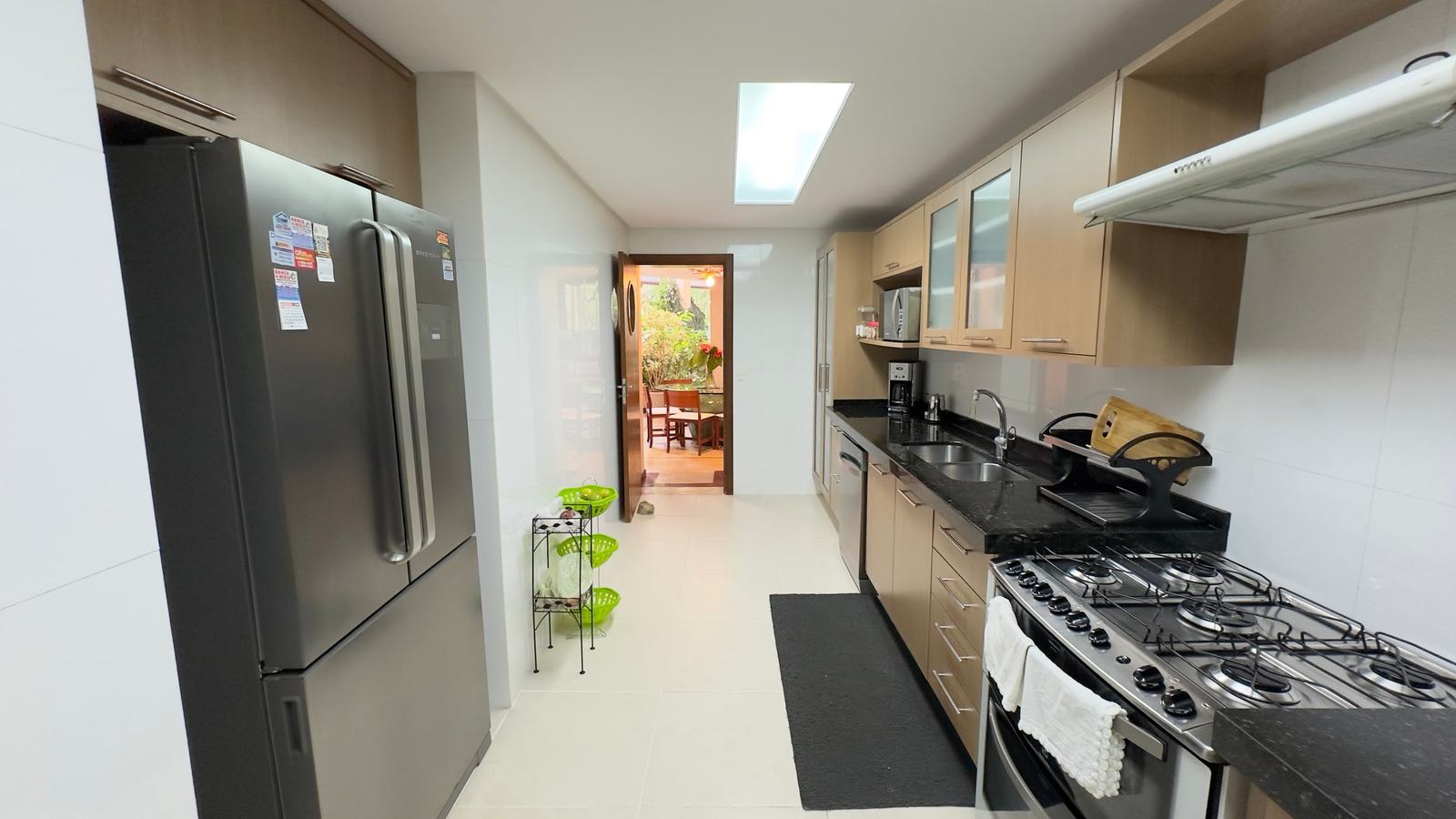 Área de serviço 1 — Iporanga, Guarujá, à venda, Casa