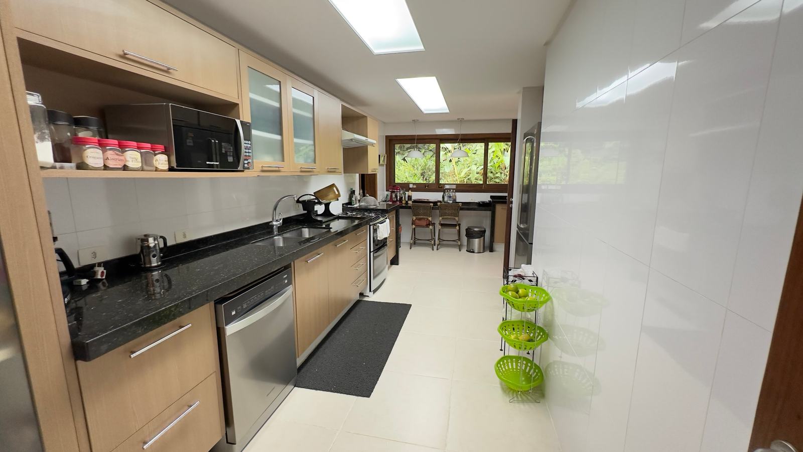 Área de serviço 2 — Iporanga, Guarujá, à venda, Casa