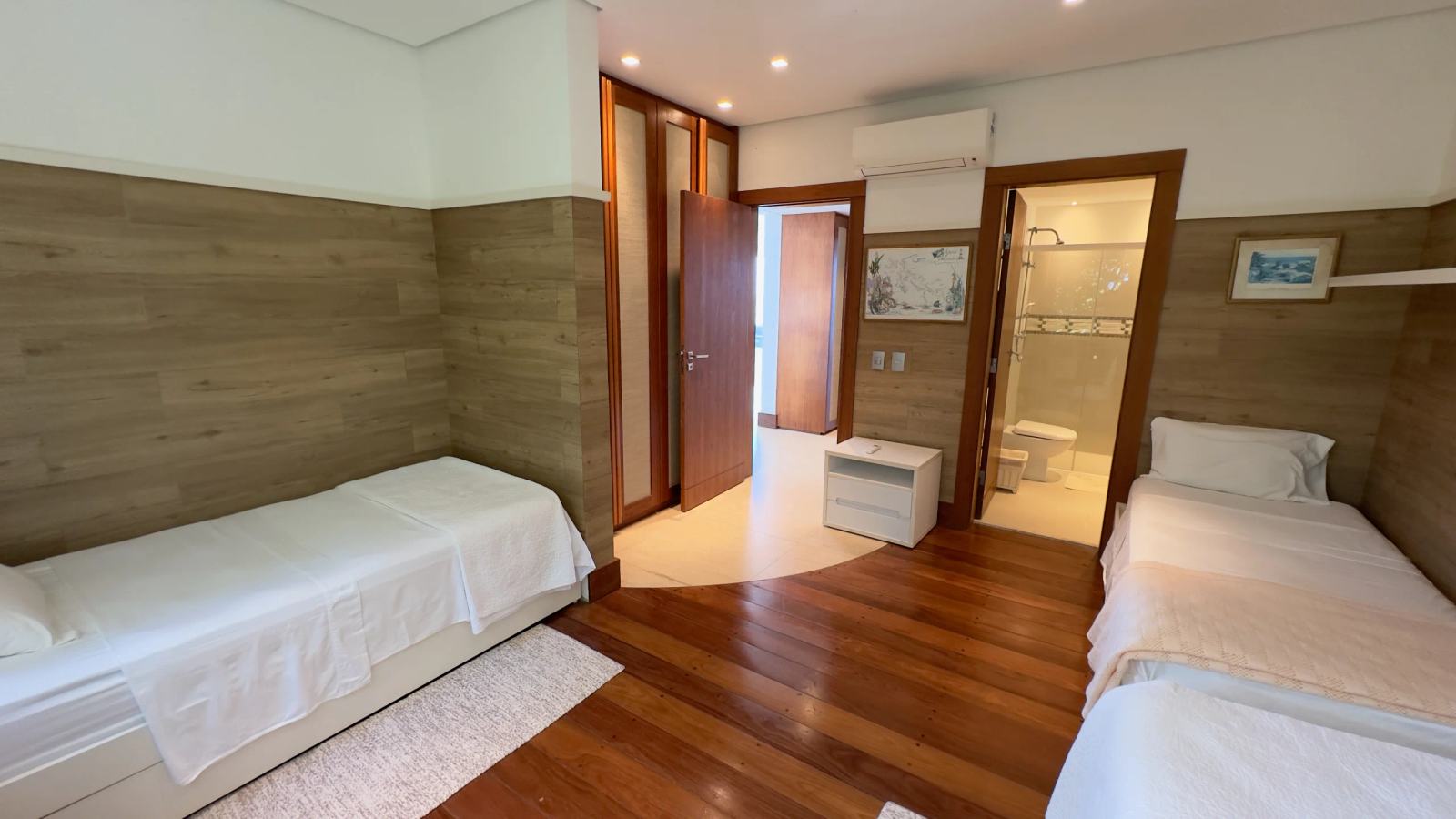 Suíte 7 — Iporanga, Guarujá, à venda, Casa