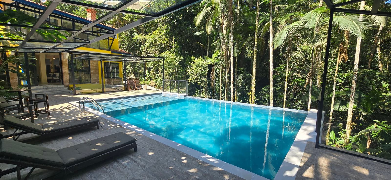 Área externa 9 — Iporanga, Guarujá, para locação, Casa