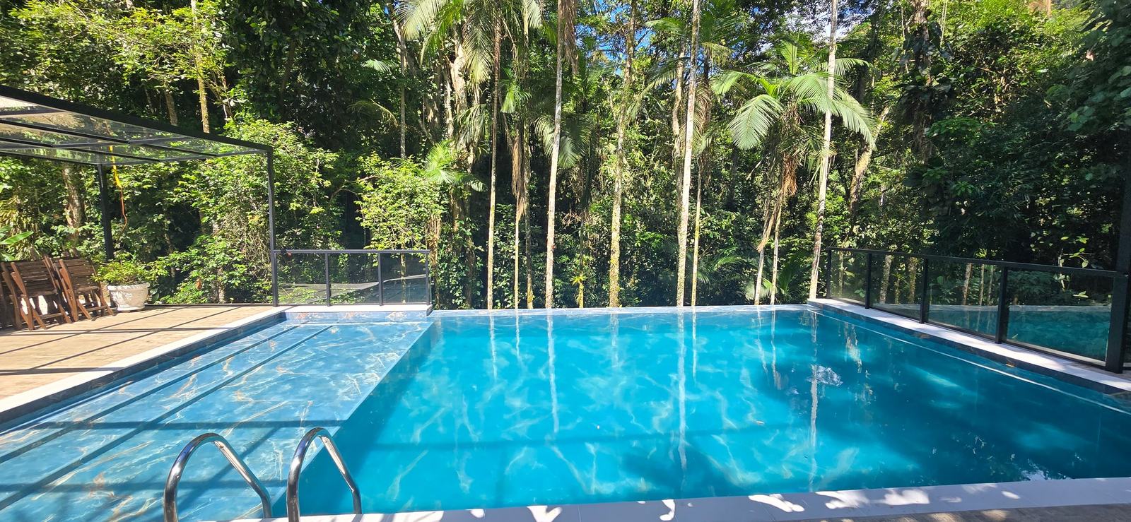 Área externa 10 — Iporanga, Guarujá, para locação, Casa