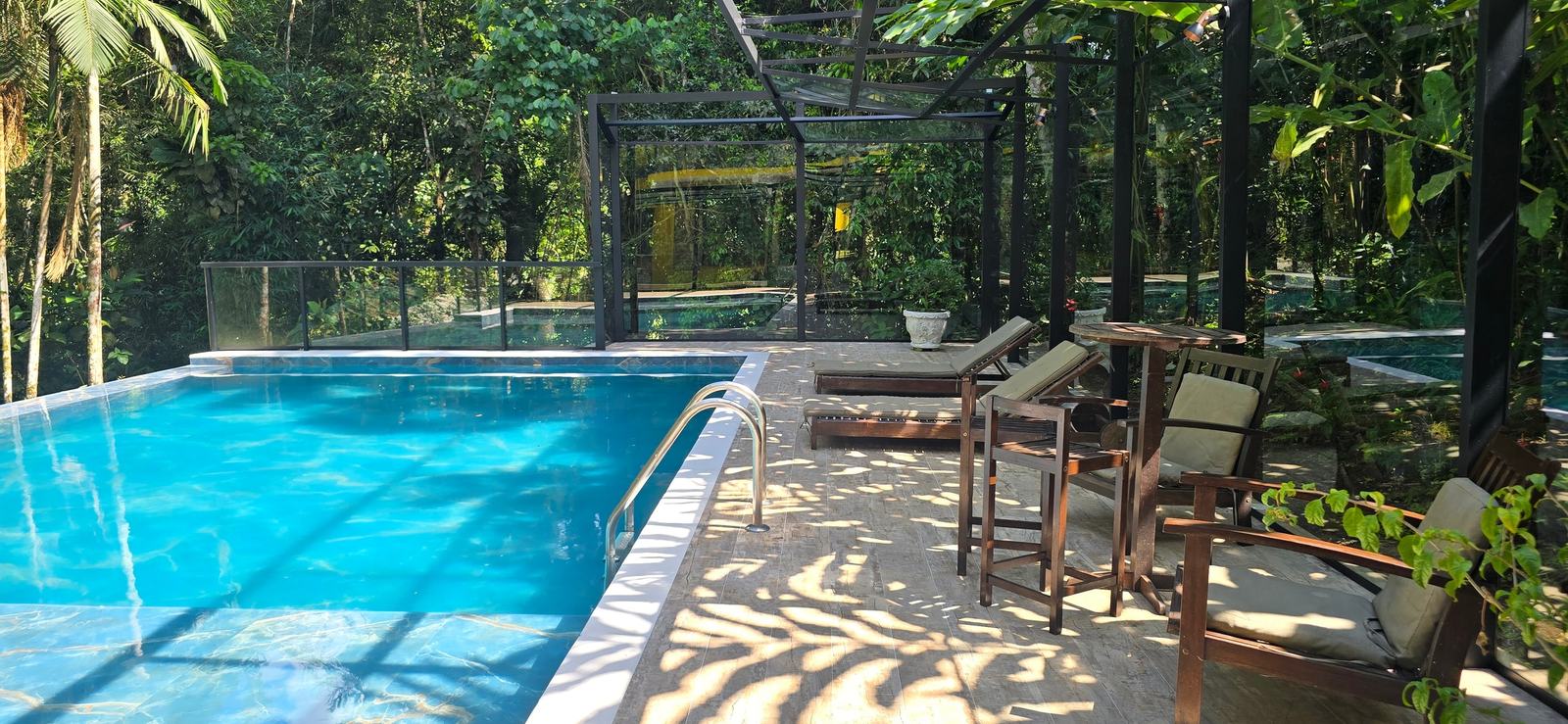 Área externa 14 — Iporanga, Guarujá, para locação, Casa