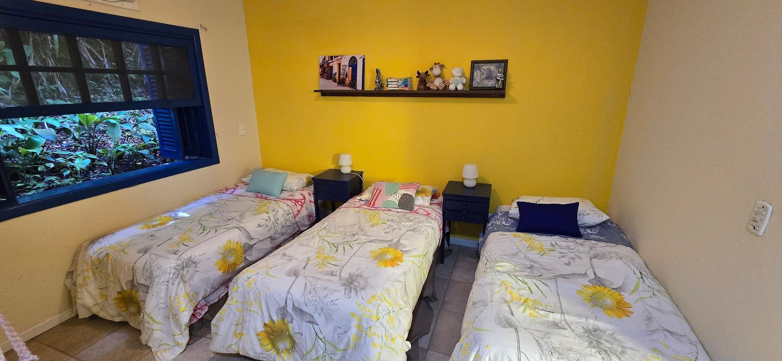 Suíte 1 — Iporanga, Guarujá, para locação, Casa