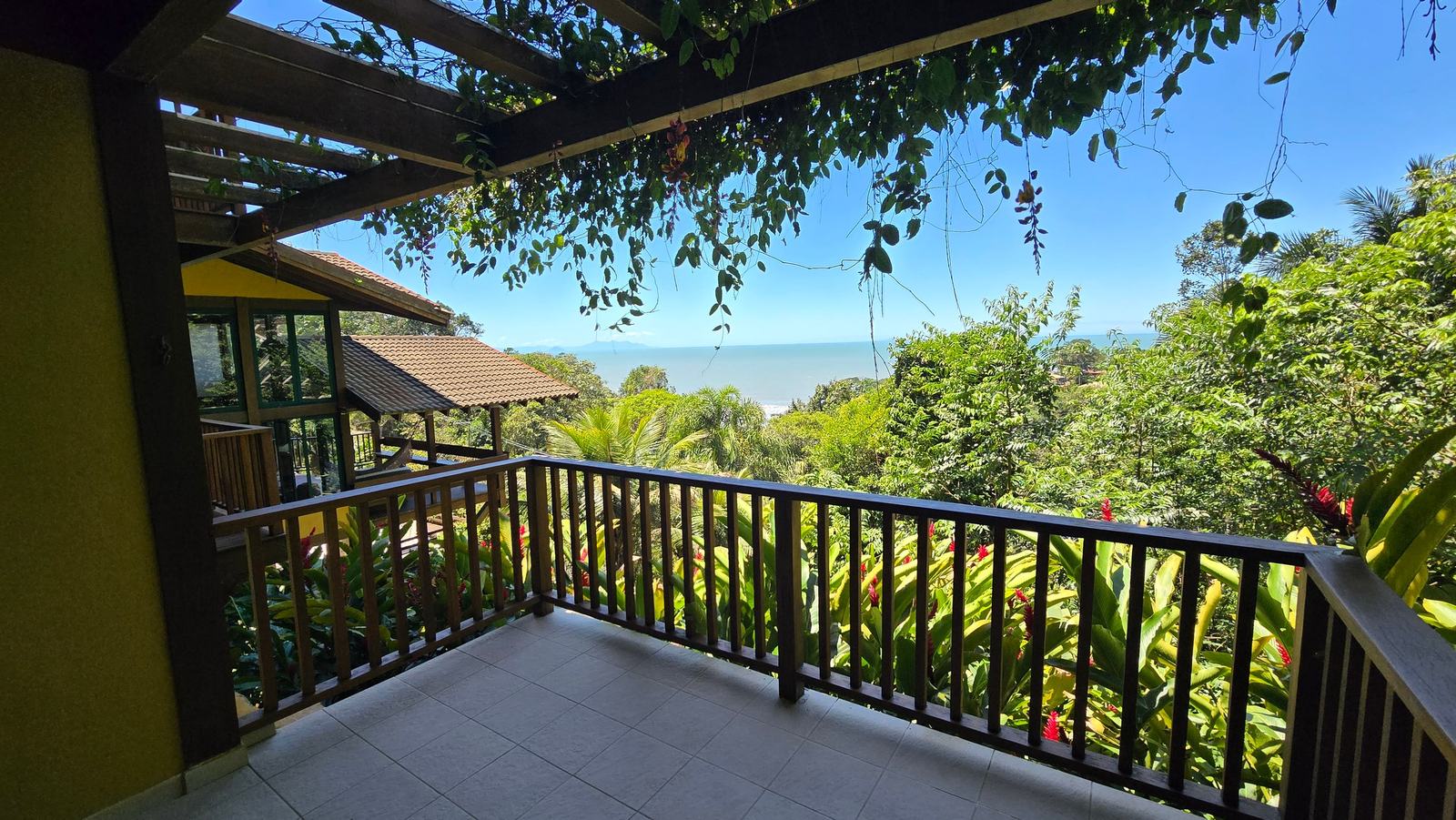 Suíte 10 — Taguaíba, Guarujá, à venda e para locação, Casa
