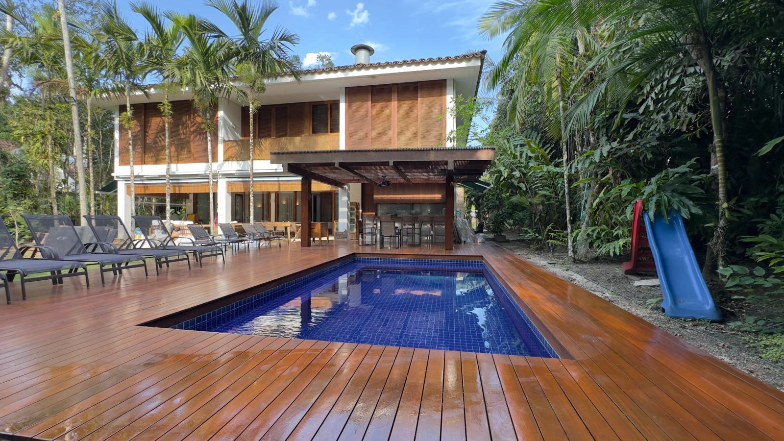 Casa para Aluguel de Temporada no Condomínio Iporanga (2)