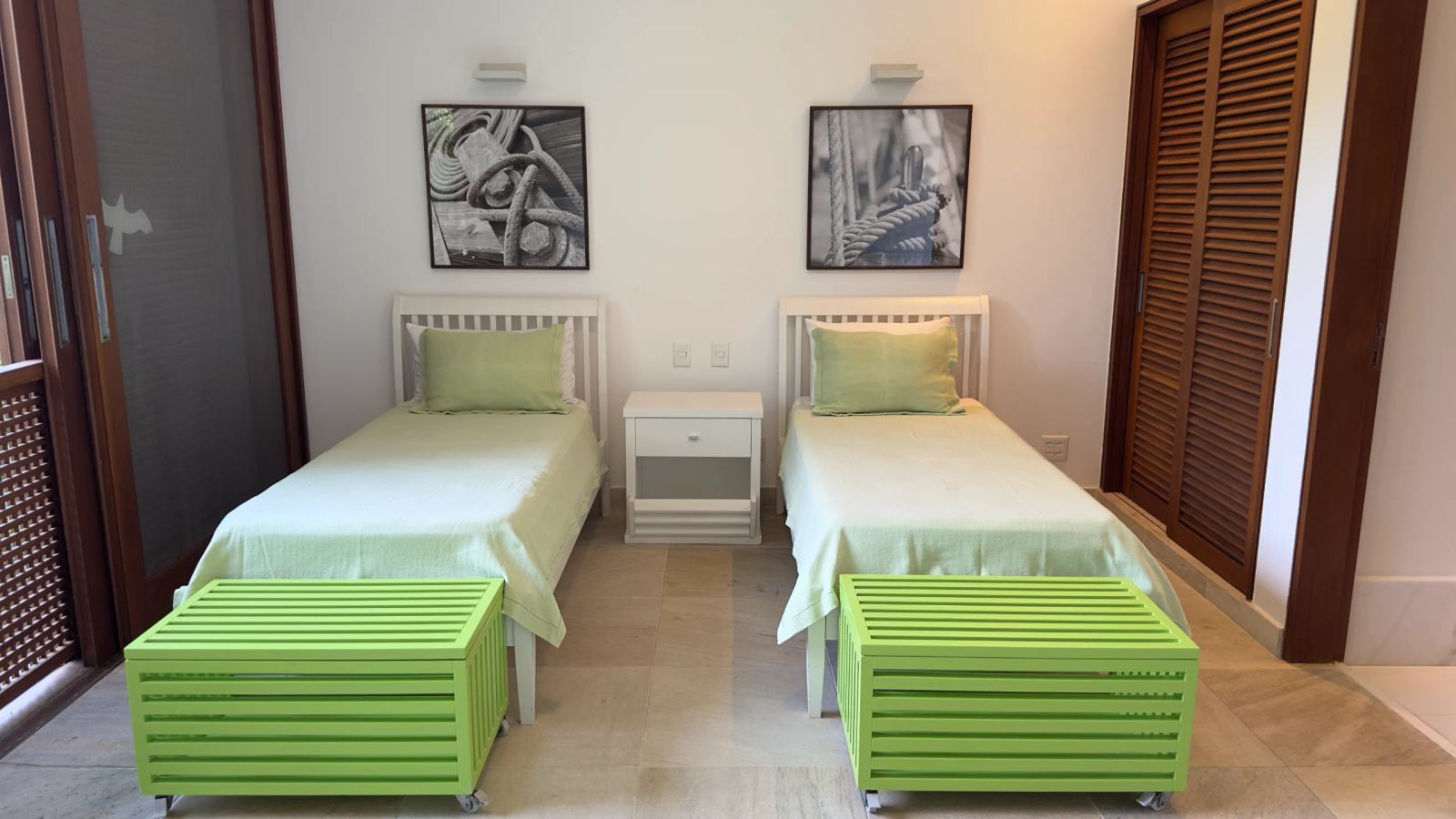 Casa para Aluguel de Temporada no Condomínio Iporanga (46)
