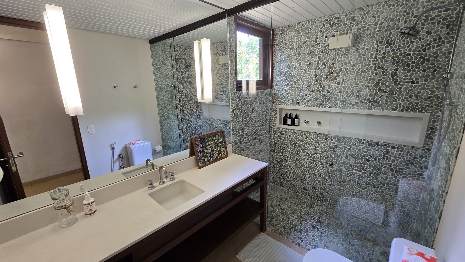 Suíte 3 — São Pedro, Guarujá, à venda e para locação, Casa