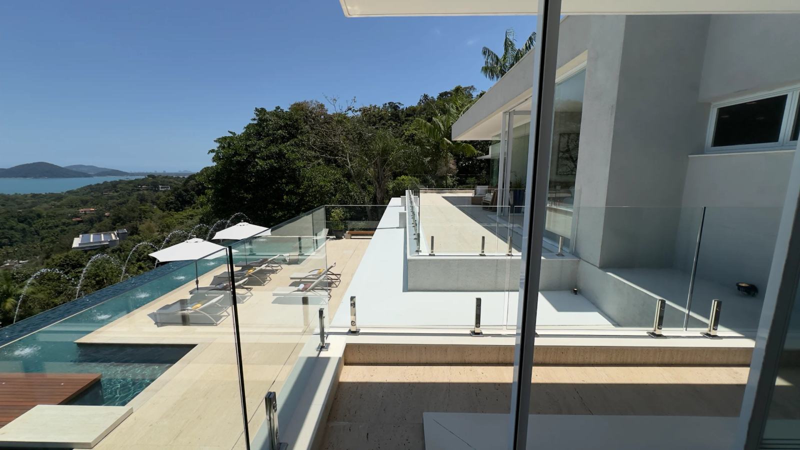 Área externa 4 — Taguaíba, Guarujá, à venda, Casa