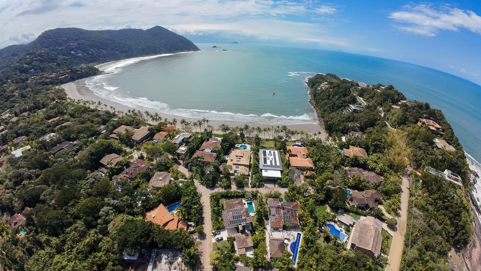 Vista aérea 3 — Iporanga, Guarujá, à venda e para locação, Casa