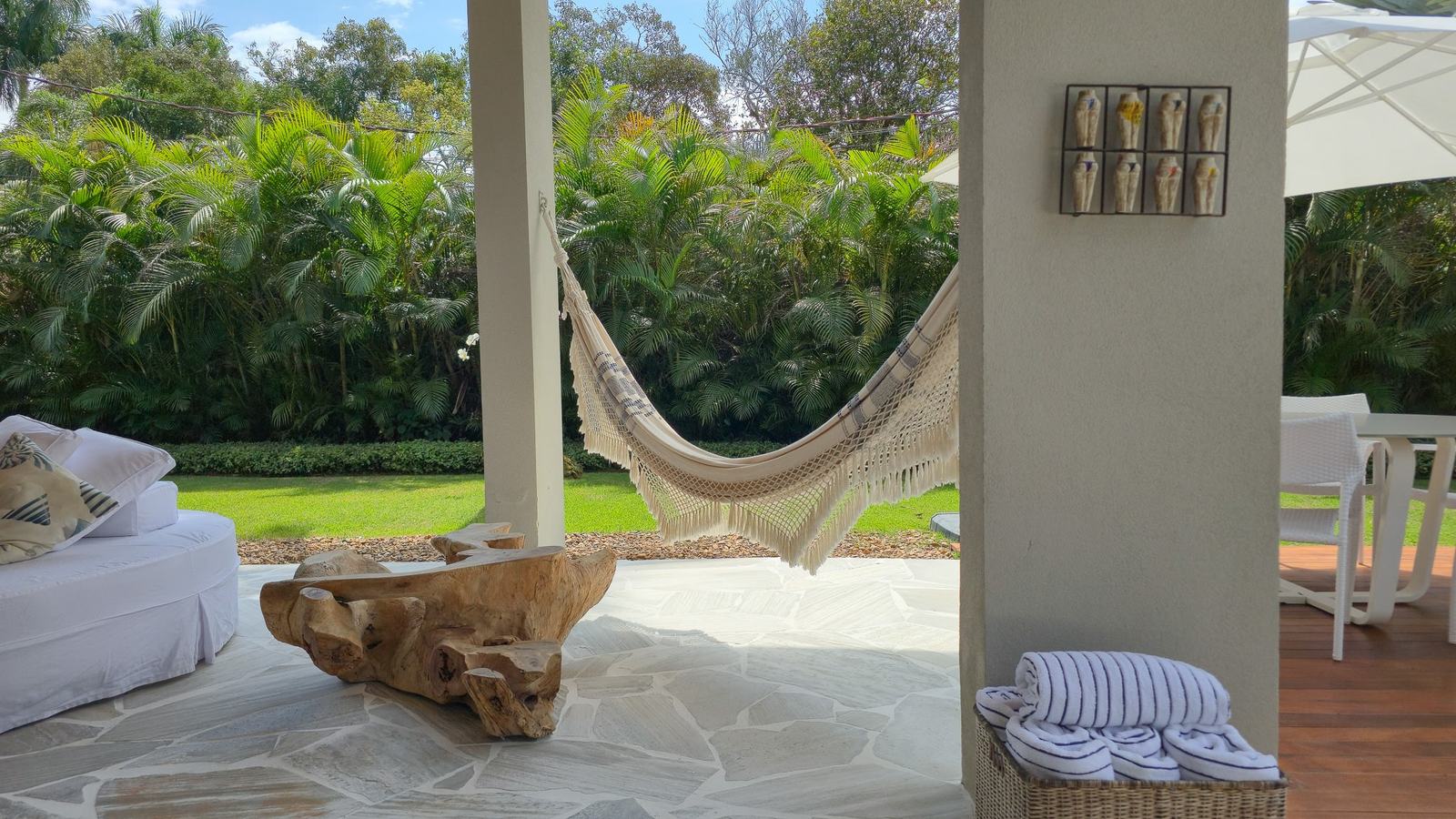 Área externa 19 — Iporanga, Guarujá, à venda e para locação, Casa