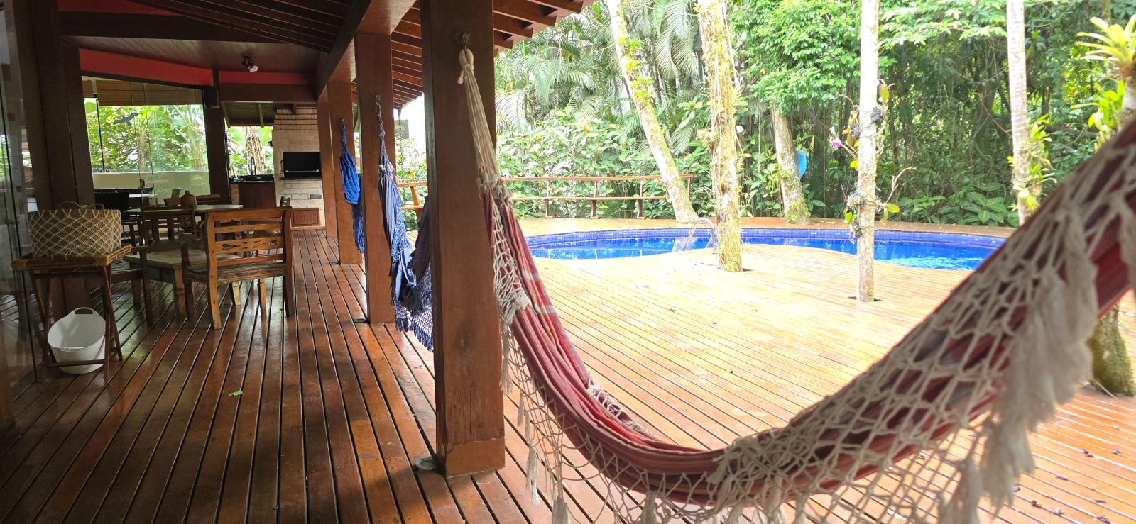 Área externa 3 — Iporanga, Guarujá, para locação, Casa