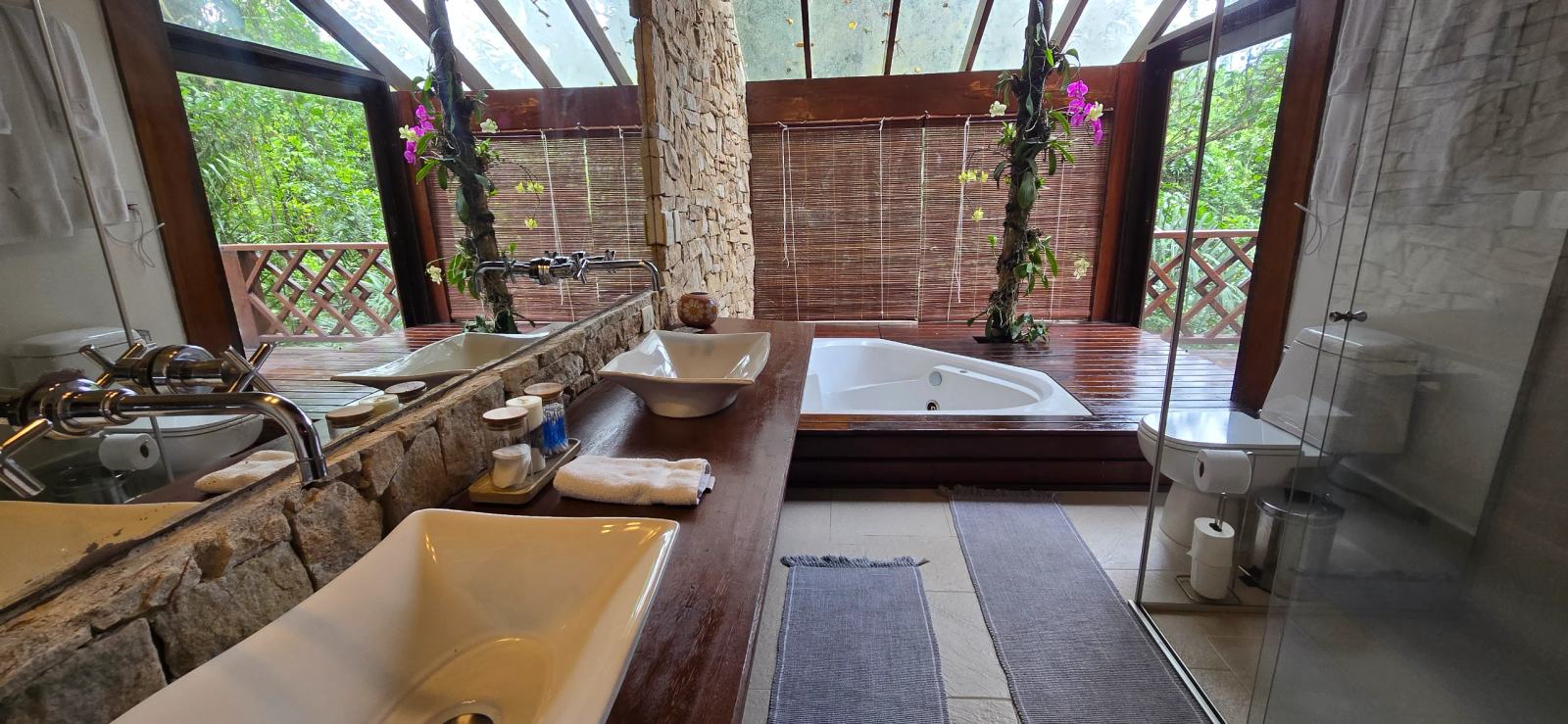 Suíte 7 — Iporanga, Guarujá, para locação, Casa