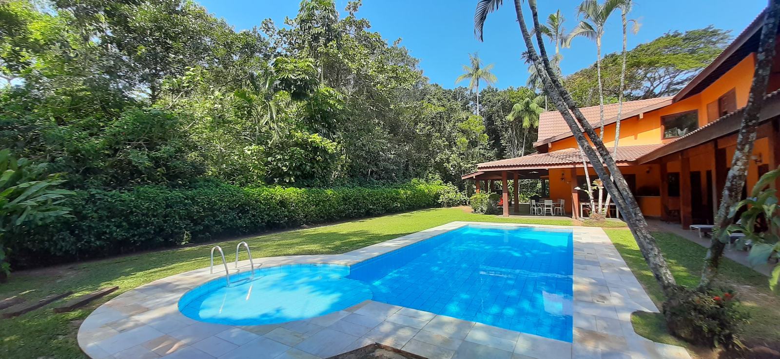Área externa 12 — Iporanga, Guarujá, para locação, Casa