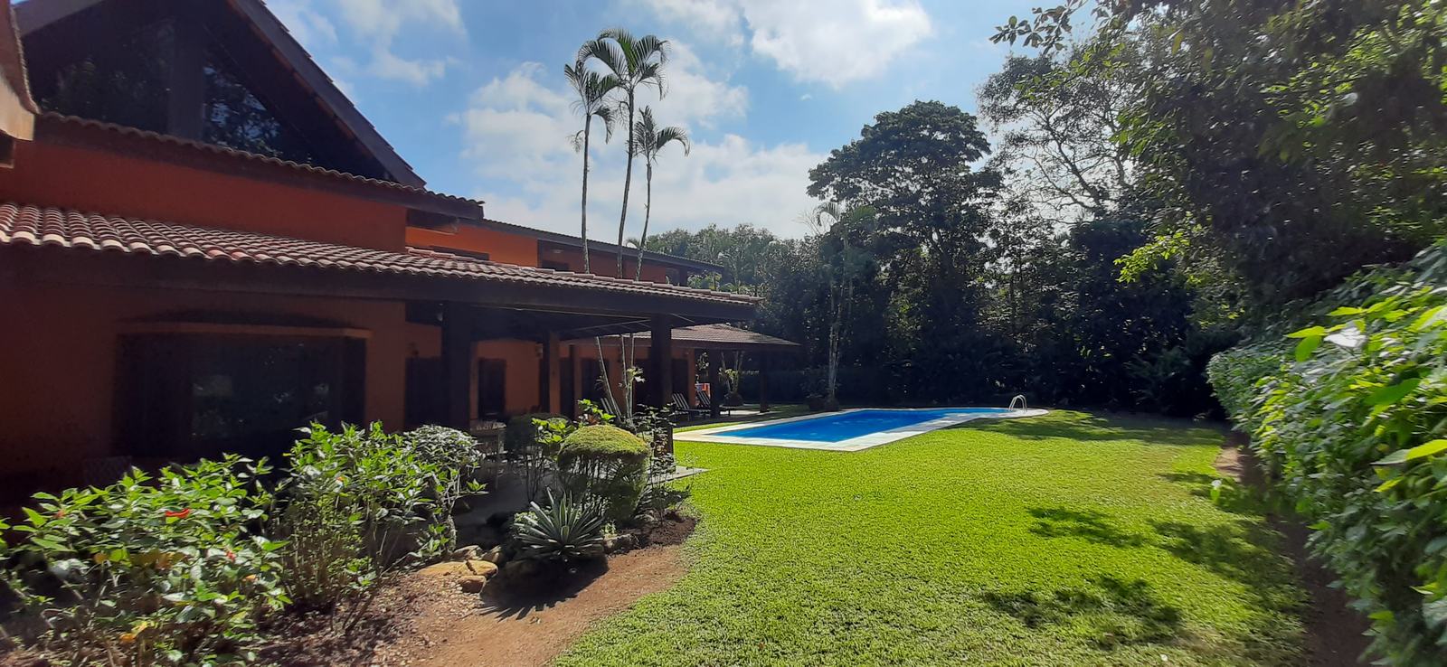 Área externa 15 — Iporanga, Guarujá, para locação, Casa