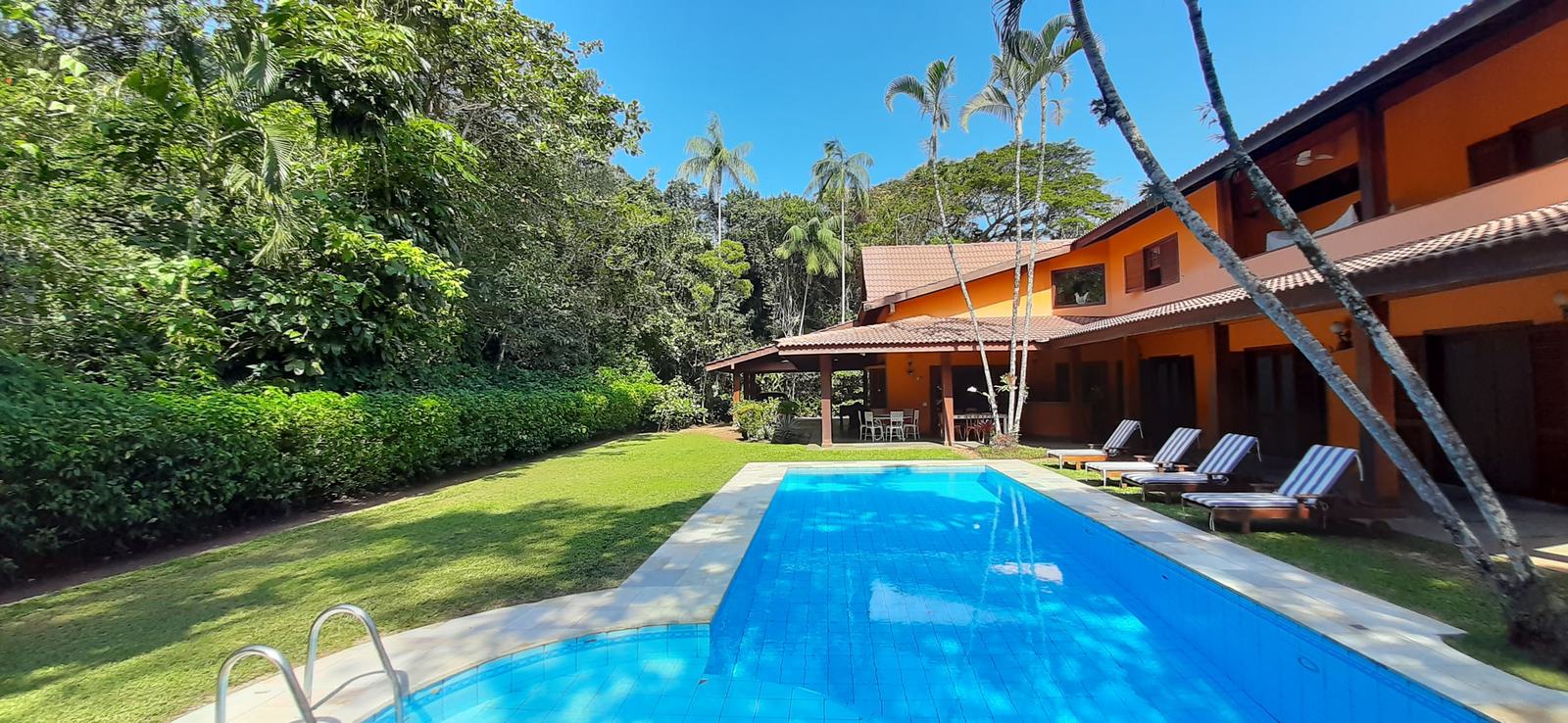 Área externa 2 — Iporanga, Guarujá, para locação, Casa