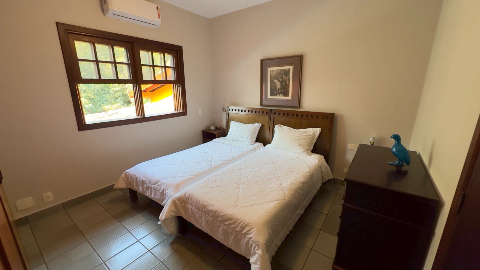 Suíte 6 — Iporanga, Guarujá, para locação, Casa