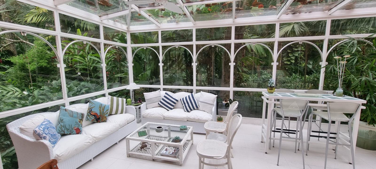 Ambiente interno 1 — Iporanga, Guarujá, à venda, Casa