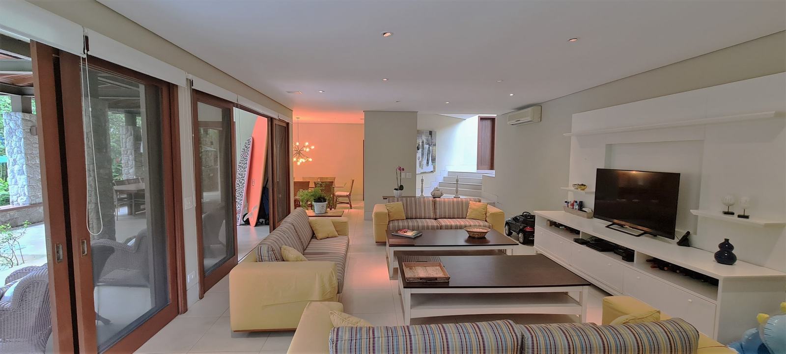 Ambiente interno 6 — Iporanga, Guarujá, à venda e para locação, Casa