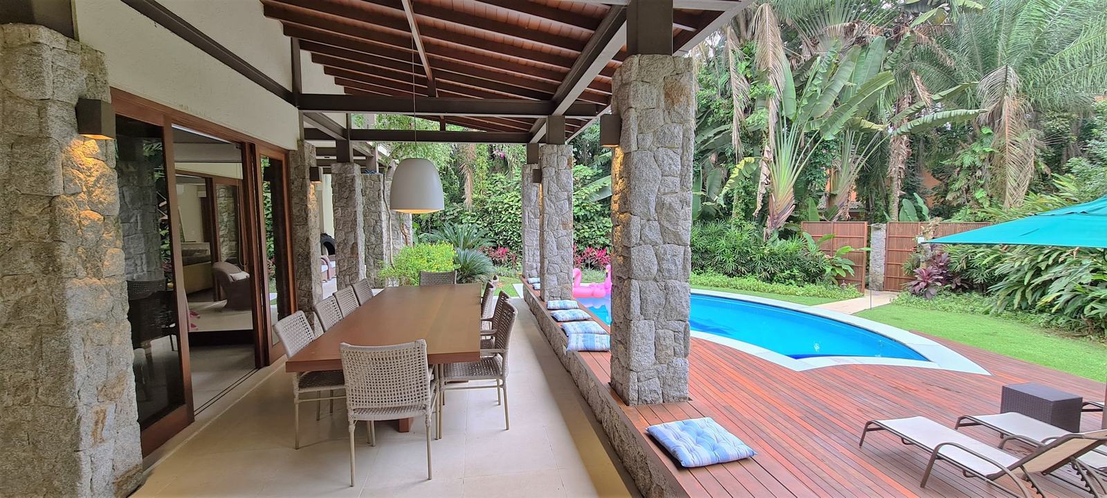Vista aérea — Iporanga, Guarujá, à venda e para locação, Casa
