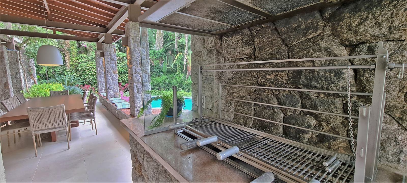 Área externa 11 — Iporanga, Guarujá, à venda e para locação, Casa