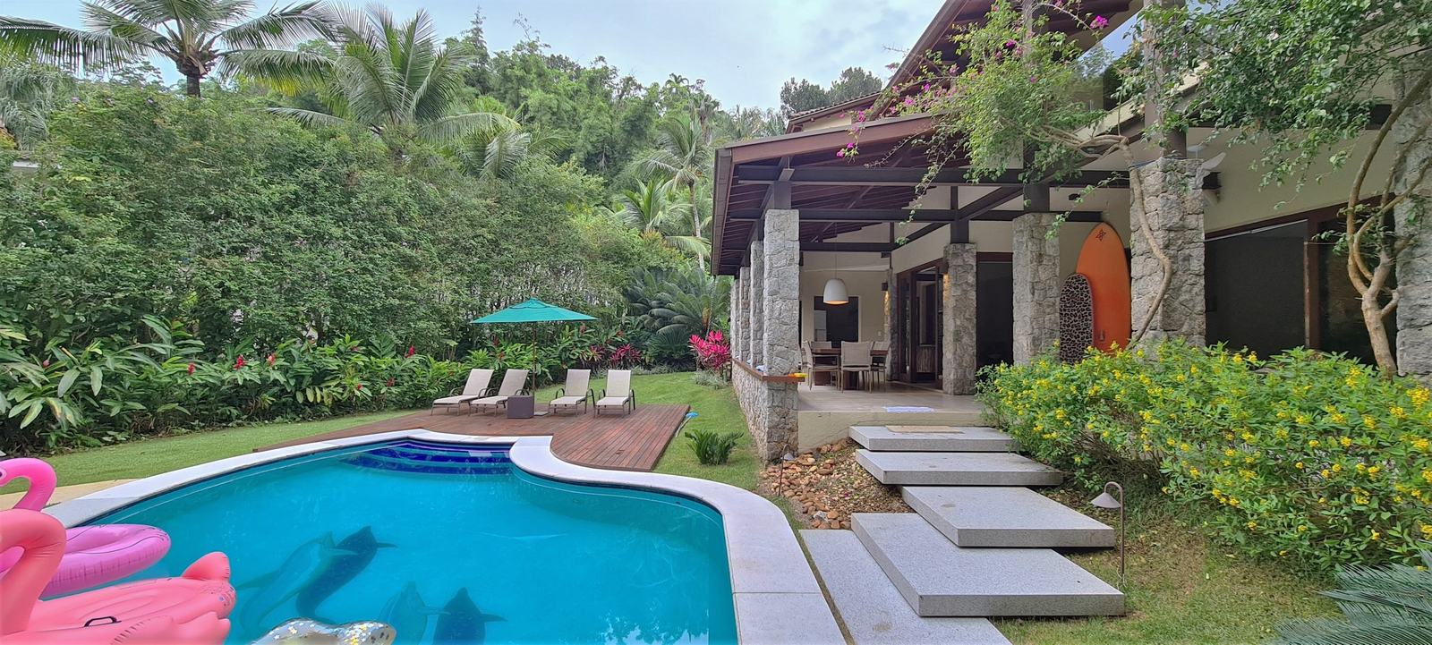 Área externa 7 — Iporanga, Guarujá, à venda e para locação, Casa