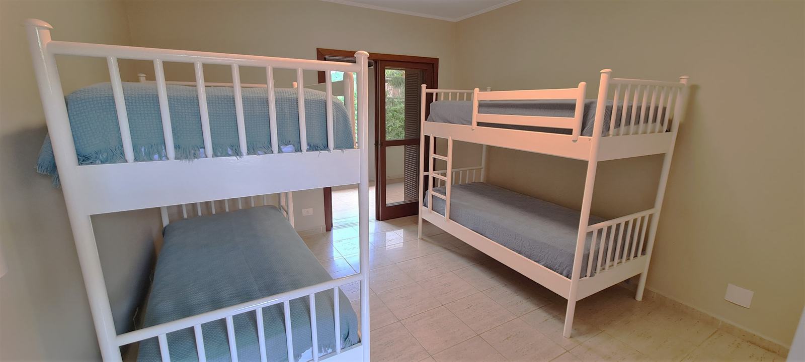 Suíte 6 — Iporanga, Guarujá, à venda e para locação, Casa