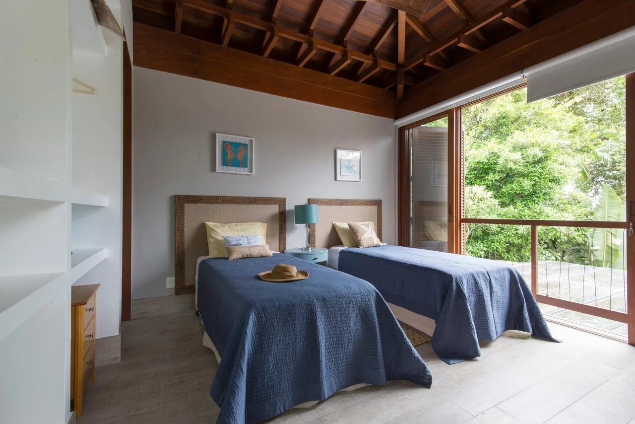 Suíte 9 — São Pedro, Guarujá, à venda, Casa