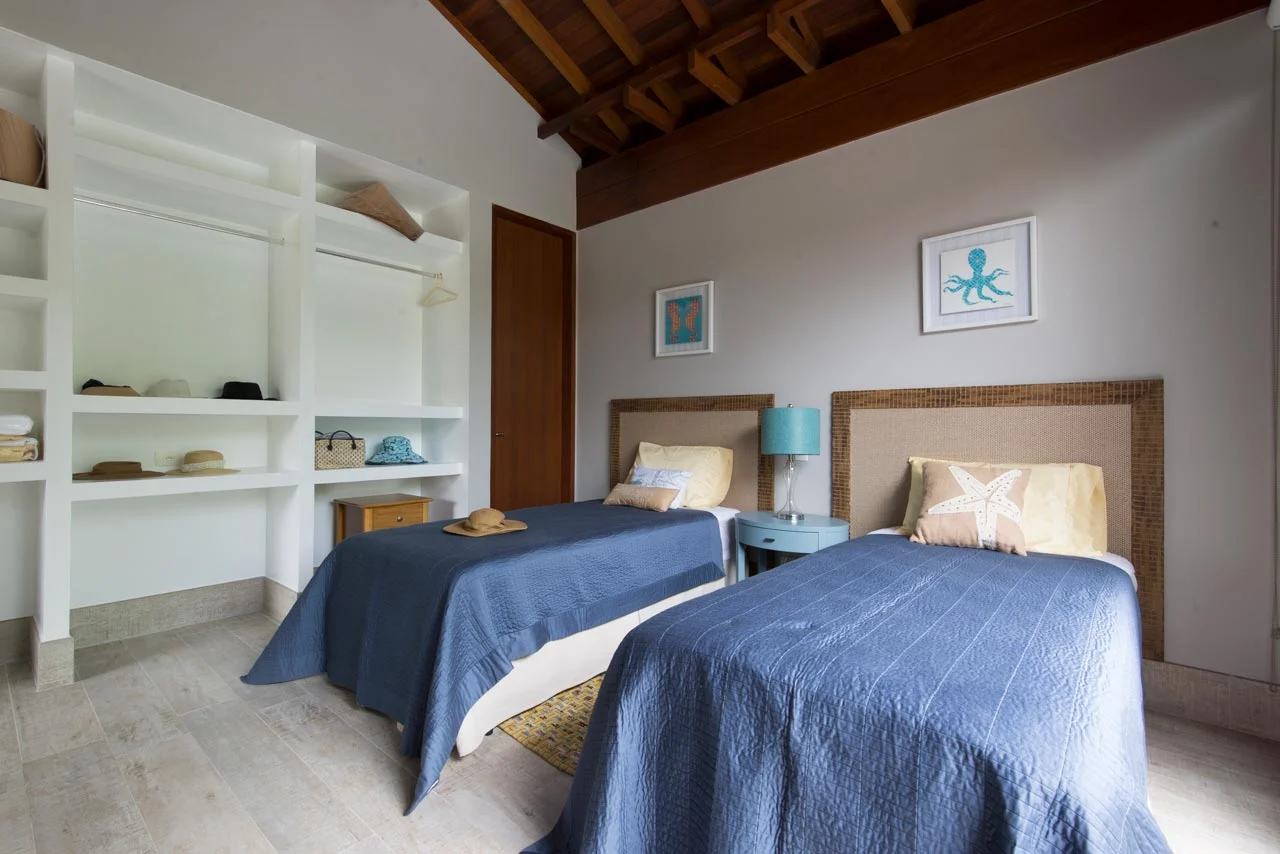 Suíte 11 — São Pedro, Guarujá, à venda, Casa