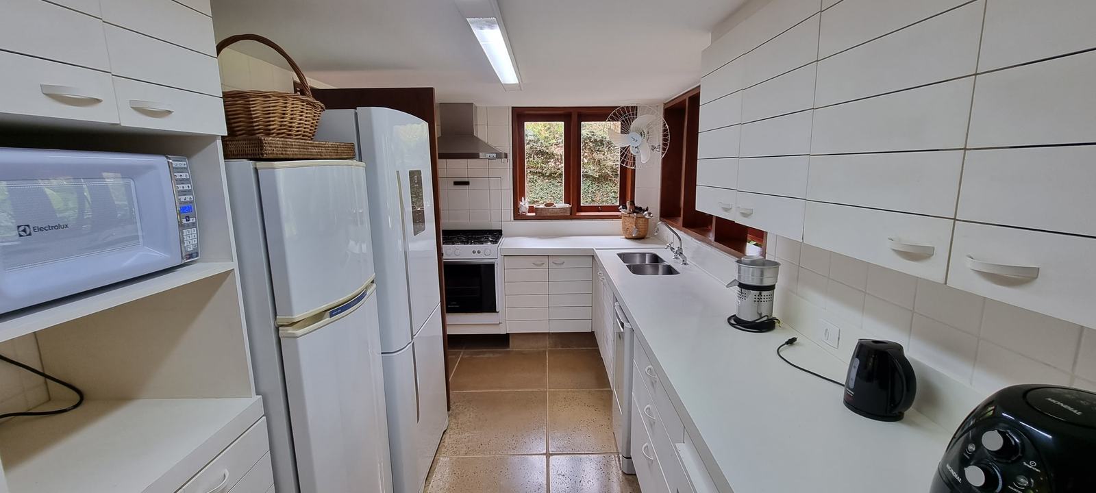 Área de serviço 1 — Iporanga, Guarujá, à venda, Casa