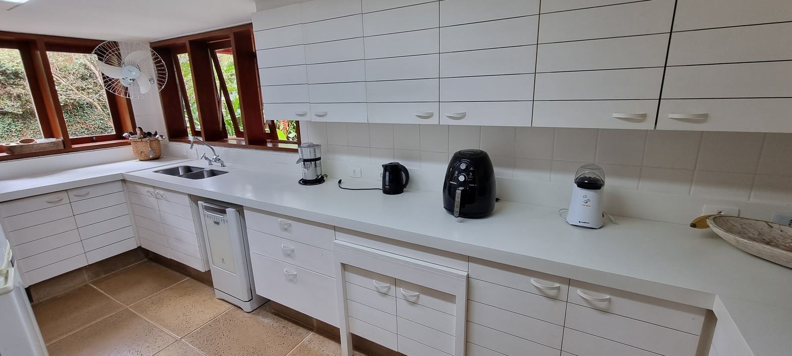 Área de serviço 2 — Iporanga, Guarujá, à venda, Casa