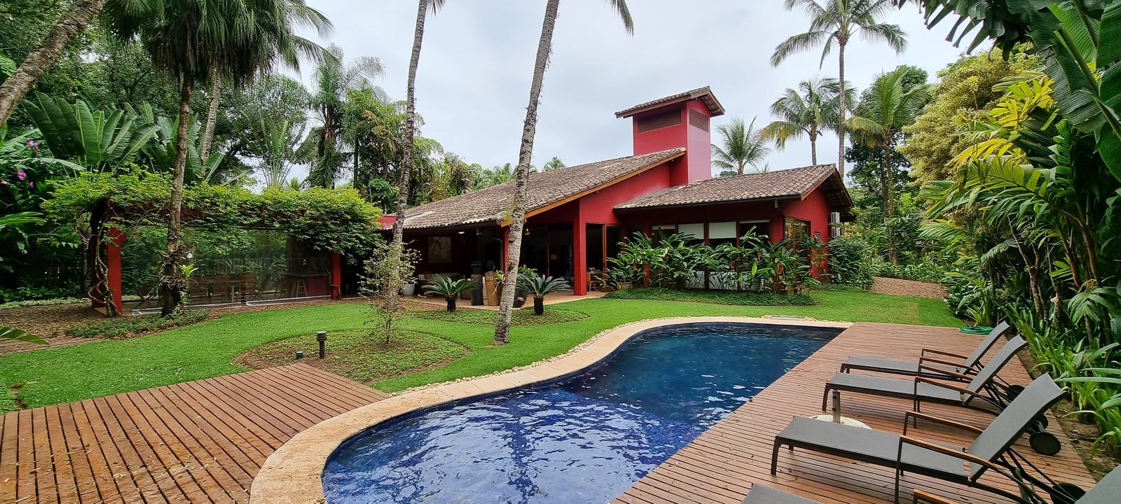 Fachada — Iporanga, Guarujá, à venda, Casa