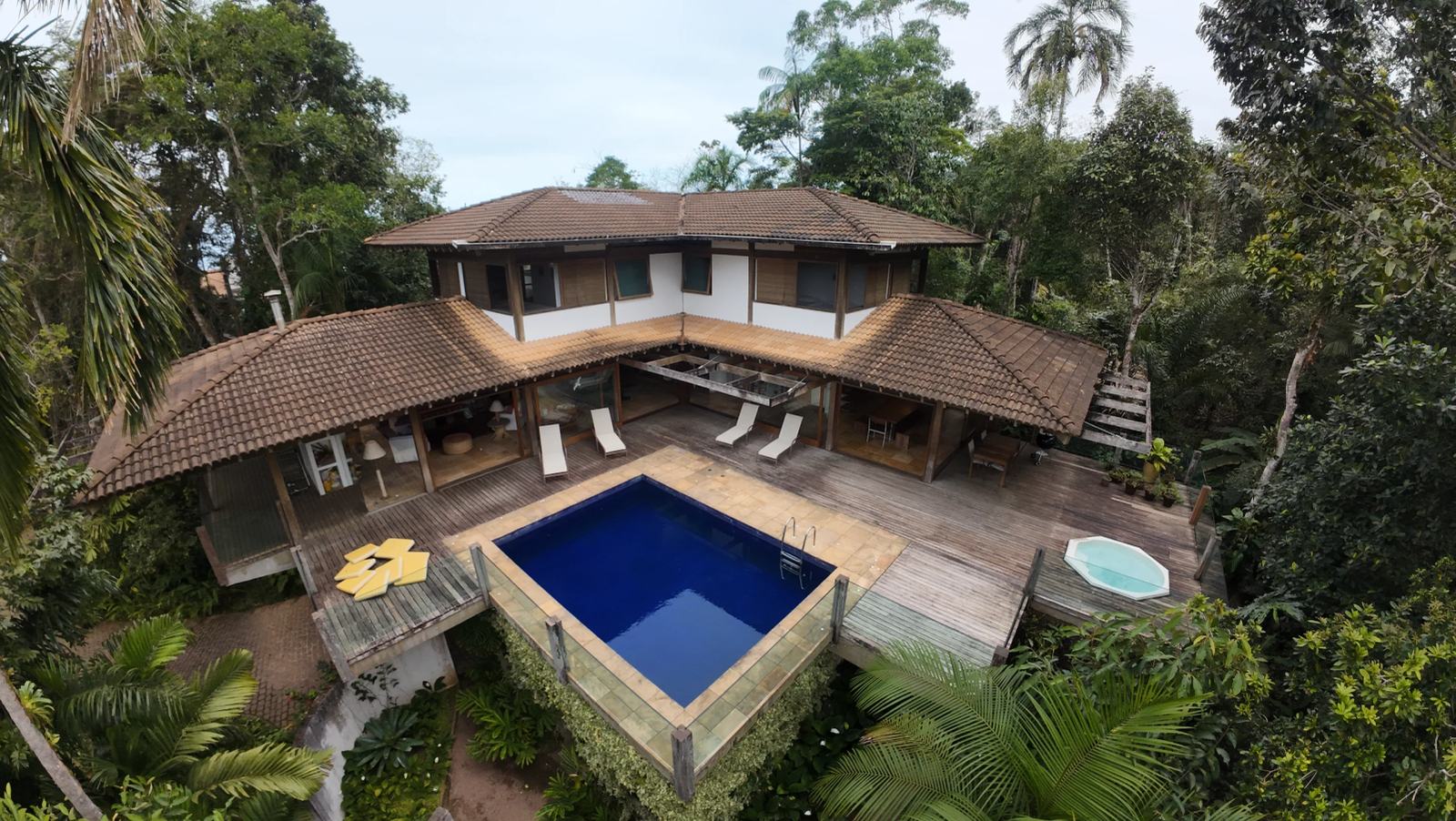Vista aérea 1 — Iporanga, Guarujá, à venda e para locação, Casa