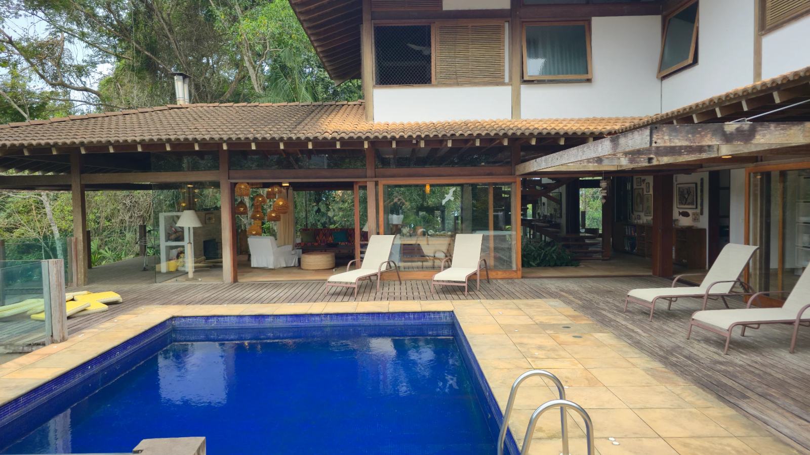 Área externa 8 — Iporanga, Guarujá, à venda e para locação, Casa