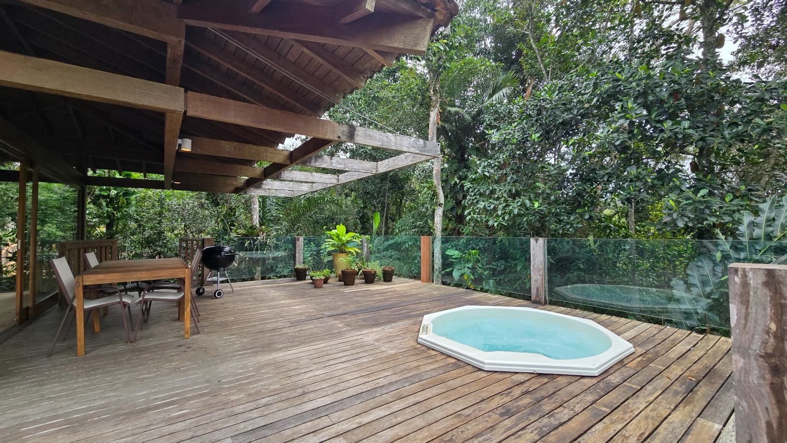 Área externa 5 — Iporanga, Guarujá, à venda e para locação, Casa