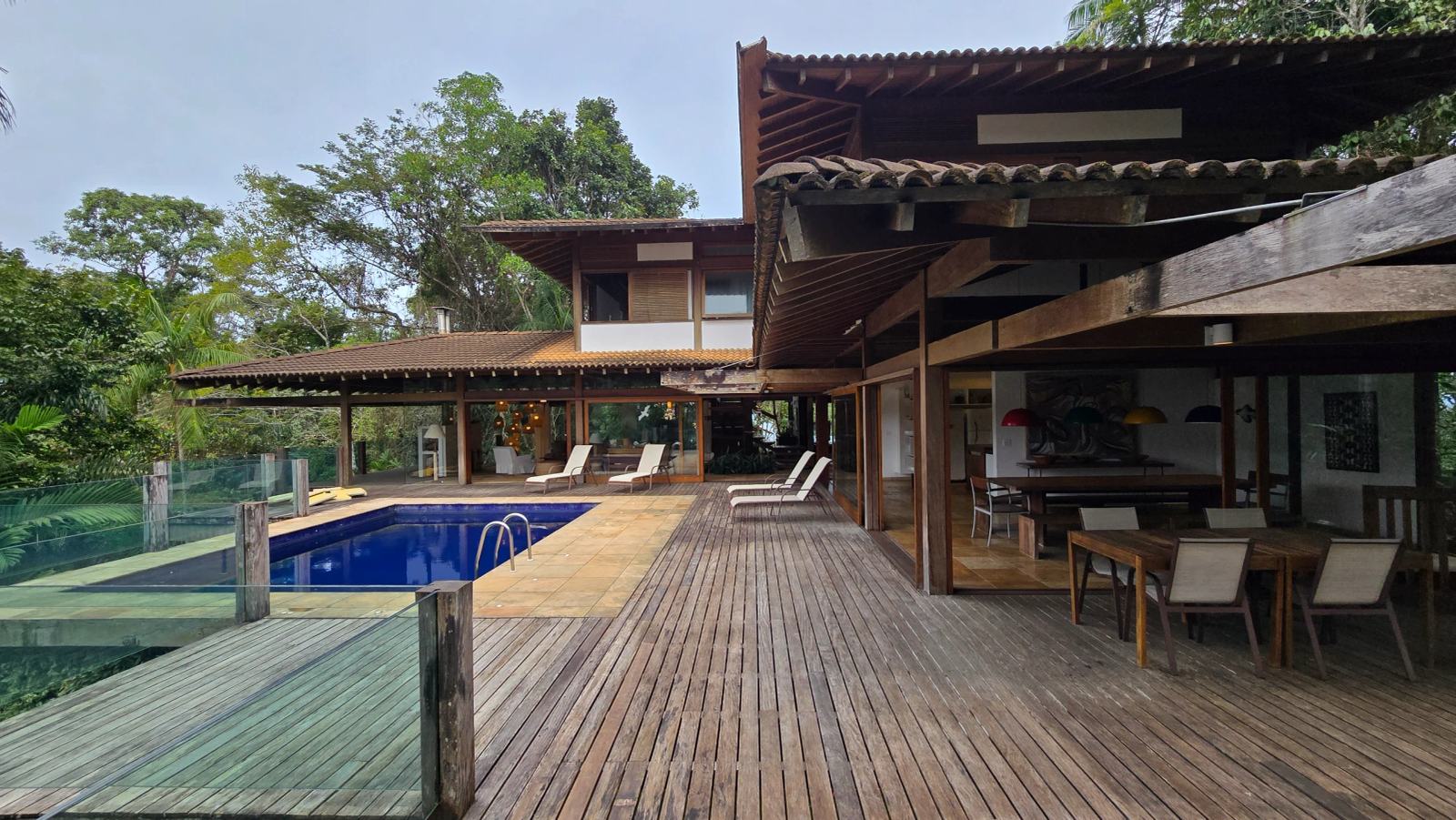 Área externa 10 — Iporanga, Guarujá, à venda e para locação, Casa