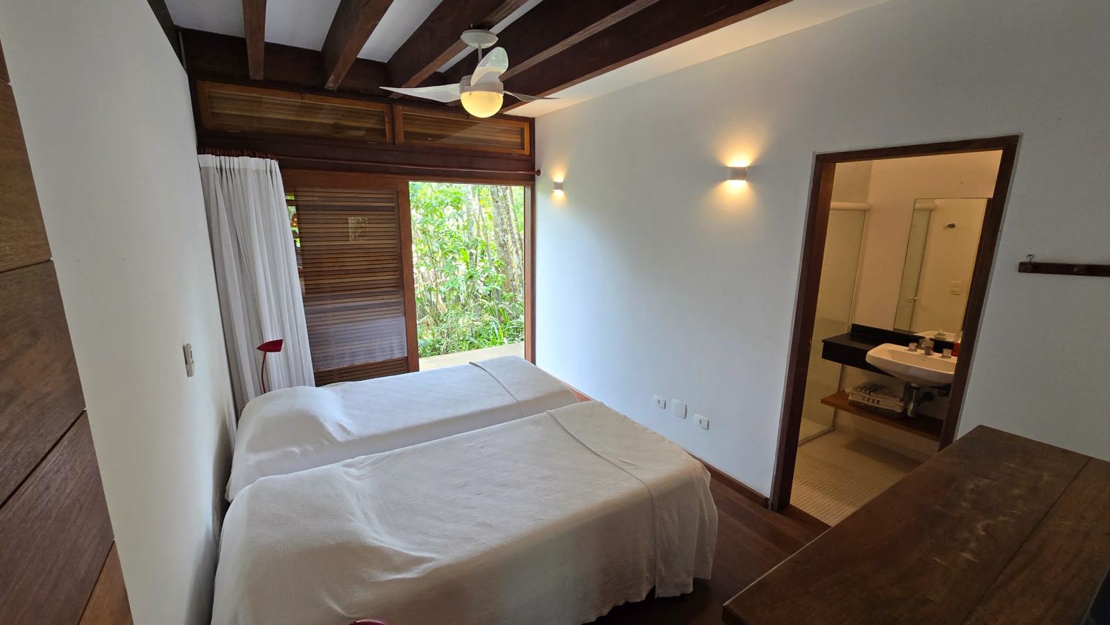 Suíte 1 — Iporanga, Guarujá, à venda e para locação, Casa