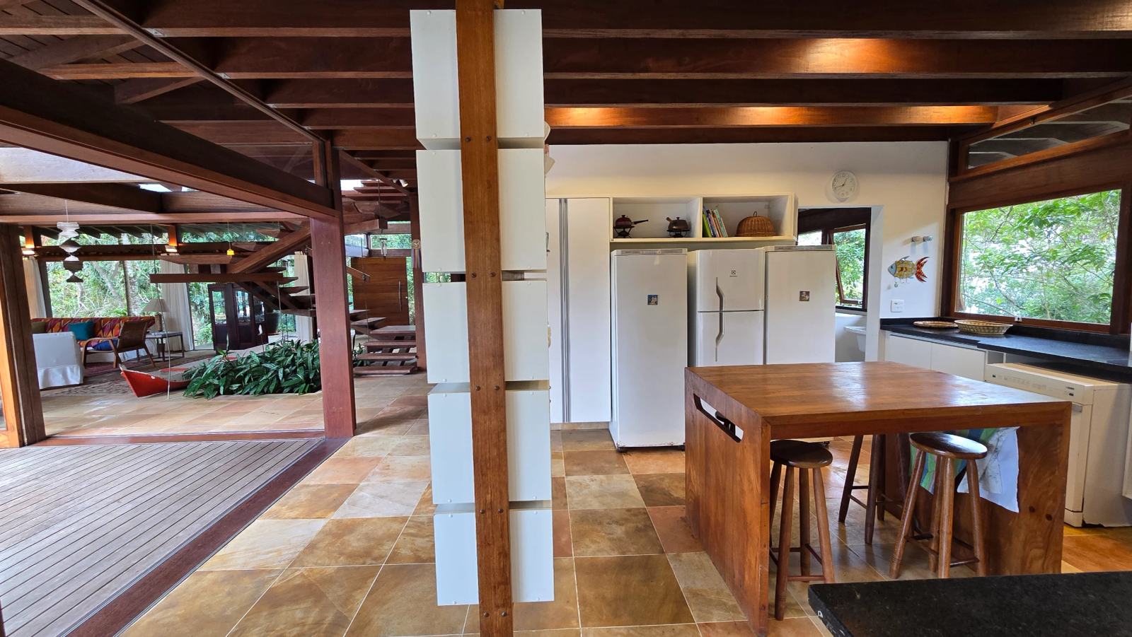 Área de serviço 6 — Iporanga, Guarujá, à venda e para locação, Casa