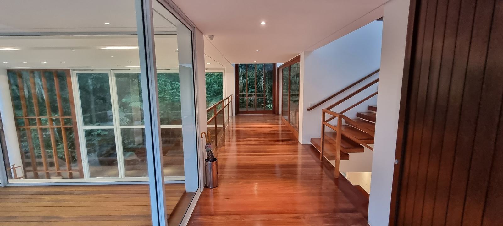 Ambiente interno 6 — Iporanga, Guarujá, à venda e para locação, Casa