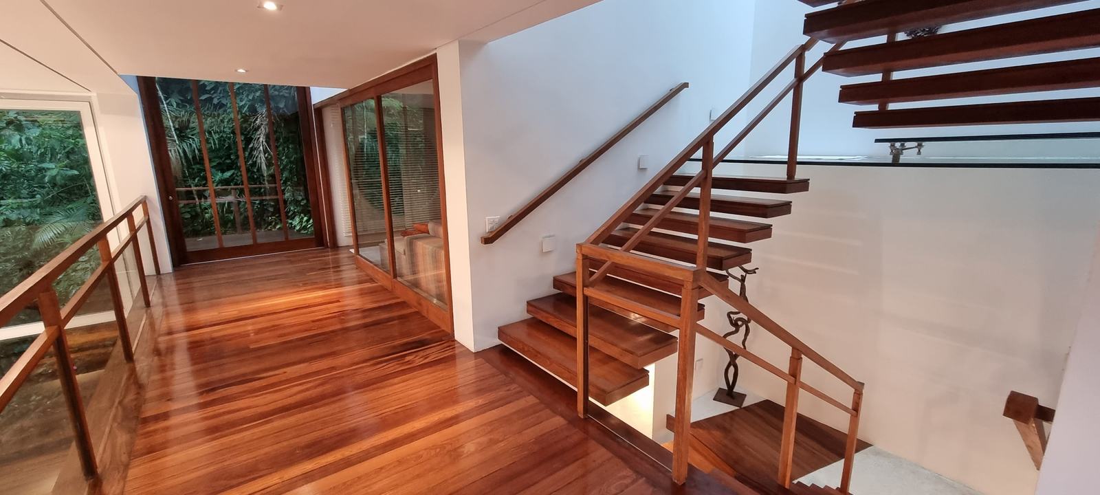 Ambiente interno 5 — Iporanga, Guarujá, à venda e para locação, Casa