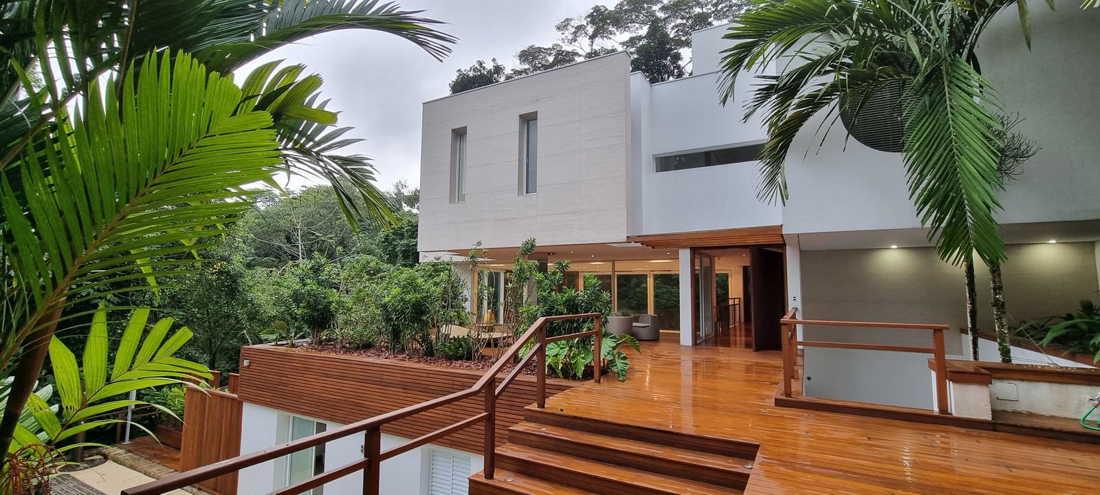 Área externa 7 — Iporanga, Guarujá, à venda e para locação, Casa