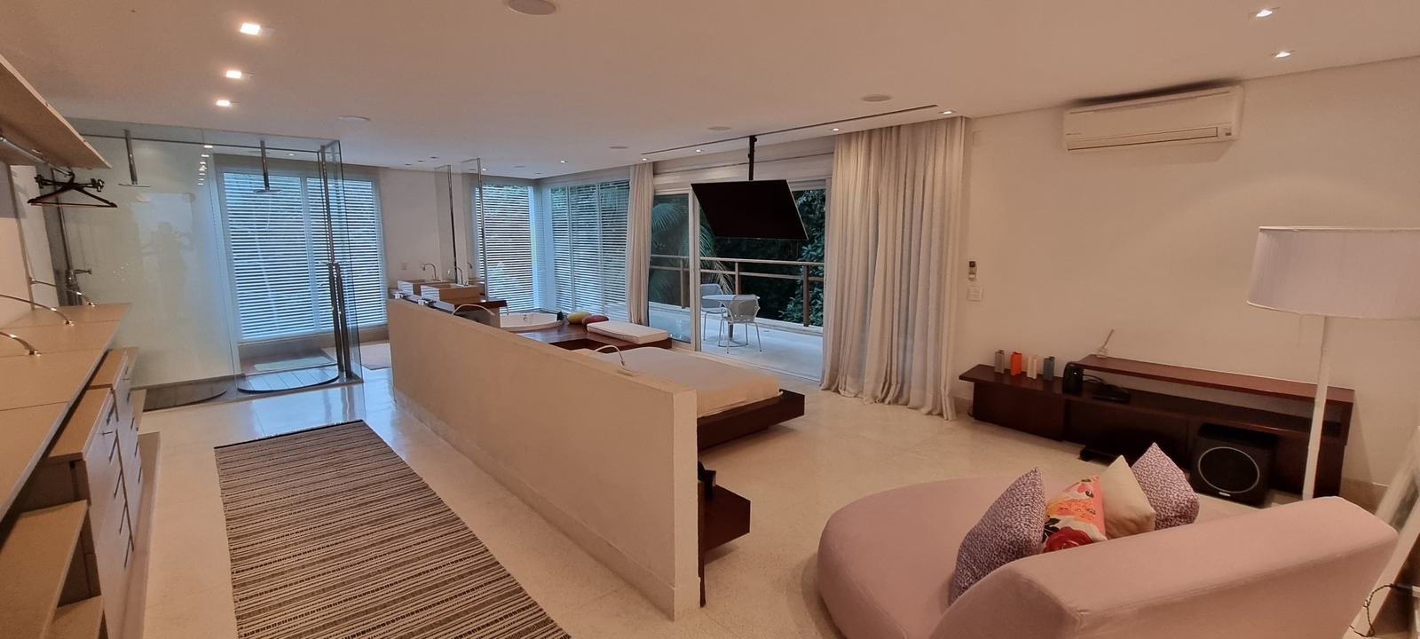 Suíte 12 — Iporanga, Guarujá, à venda e para locação, Casa