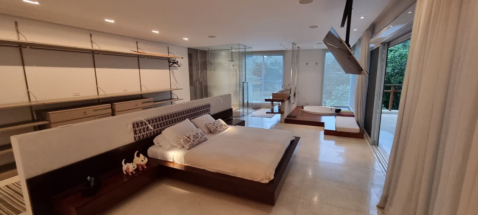 Suíte 8 — Iporanga, Guarujá, à venda e para locação, Casa