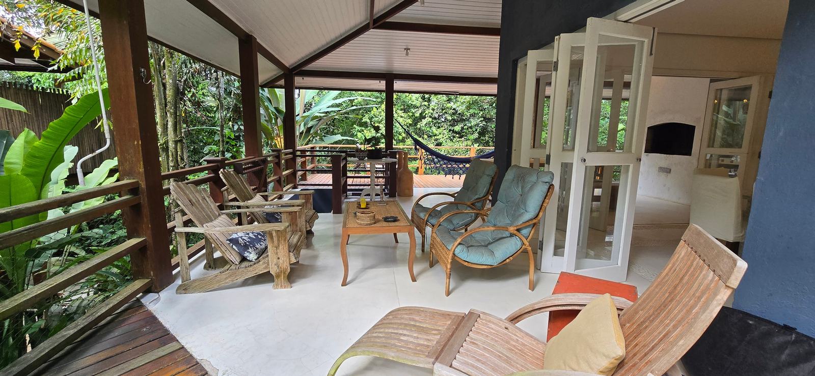 Área externa 8 — Iporanga, Guarujá, para locação, Casa
