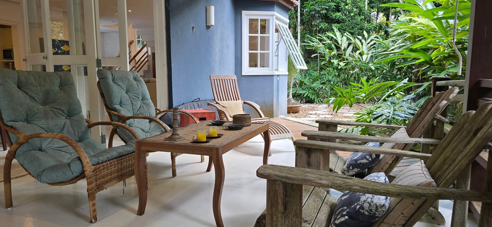 Área externa 11 — Iporanga, Guarujá, para locação, Casa